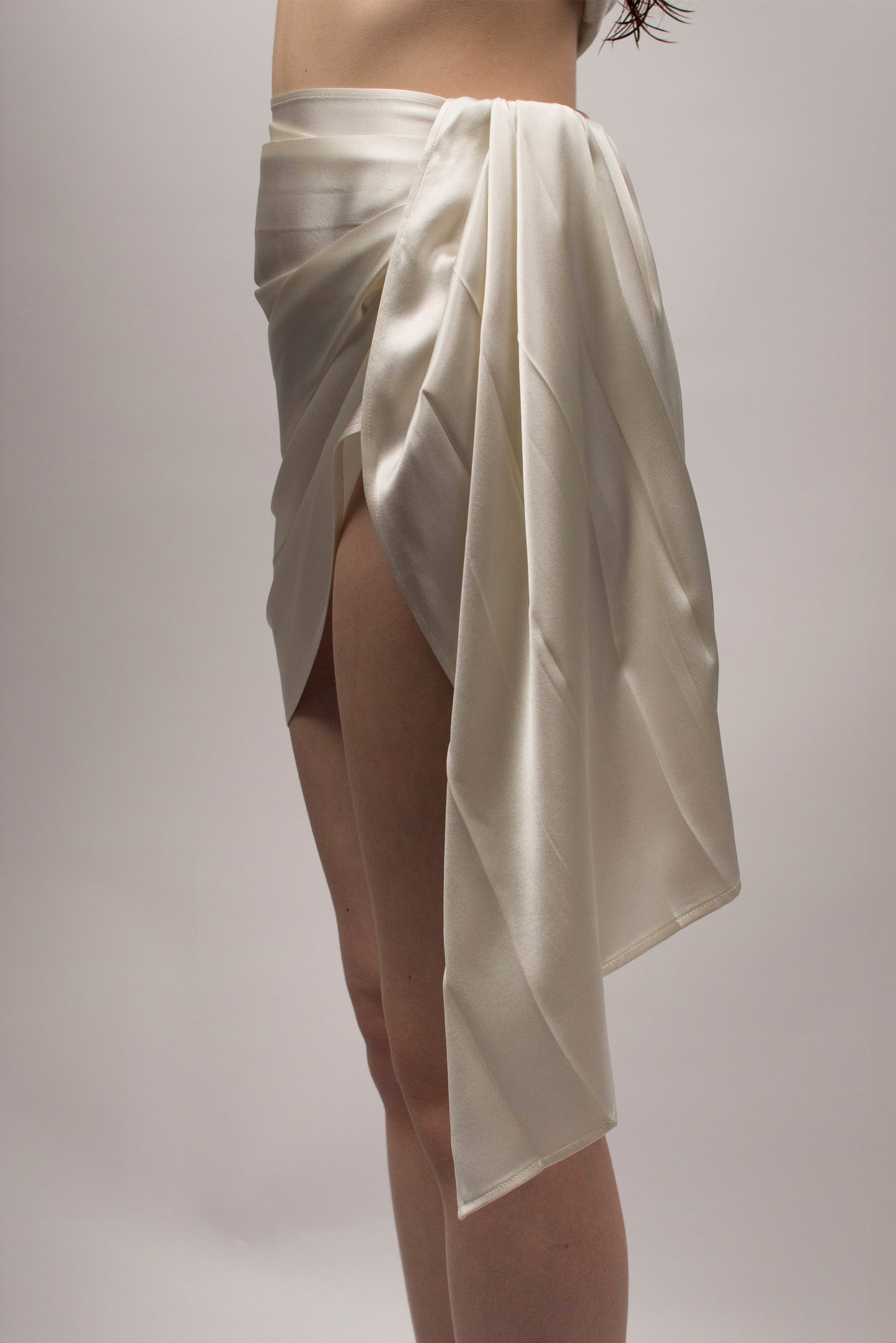 Cummerbund Skirt in Silk Satin - Coconut White