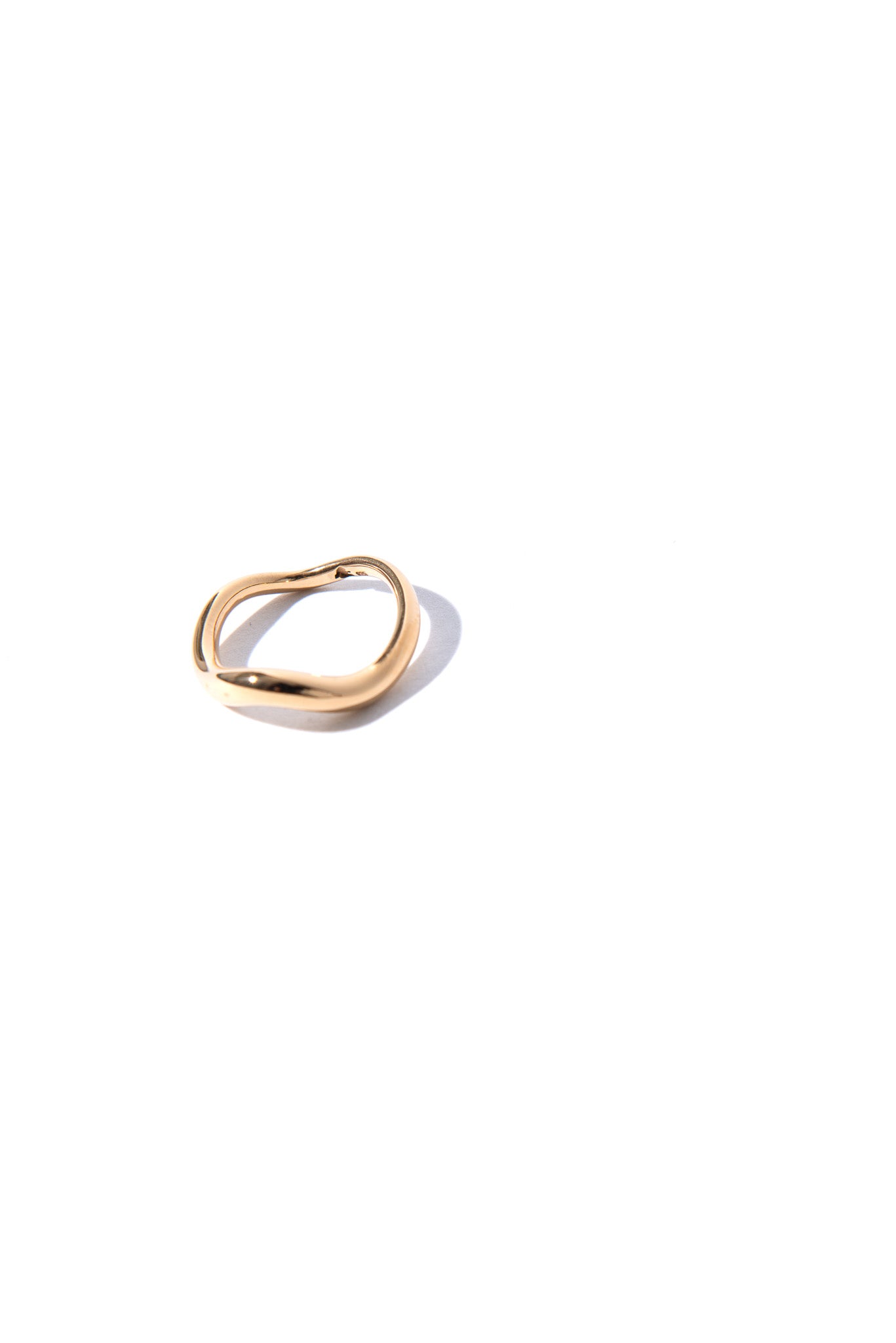 Distorted Möbius Ring in Silver/Gold Plated