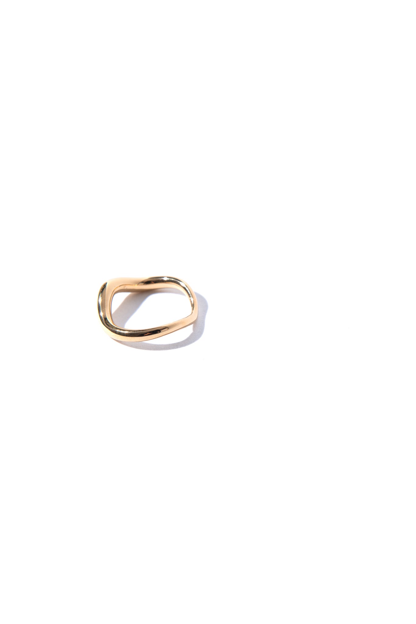 Distorted Möbius Ring in Silver/Gold Plated