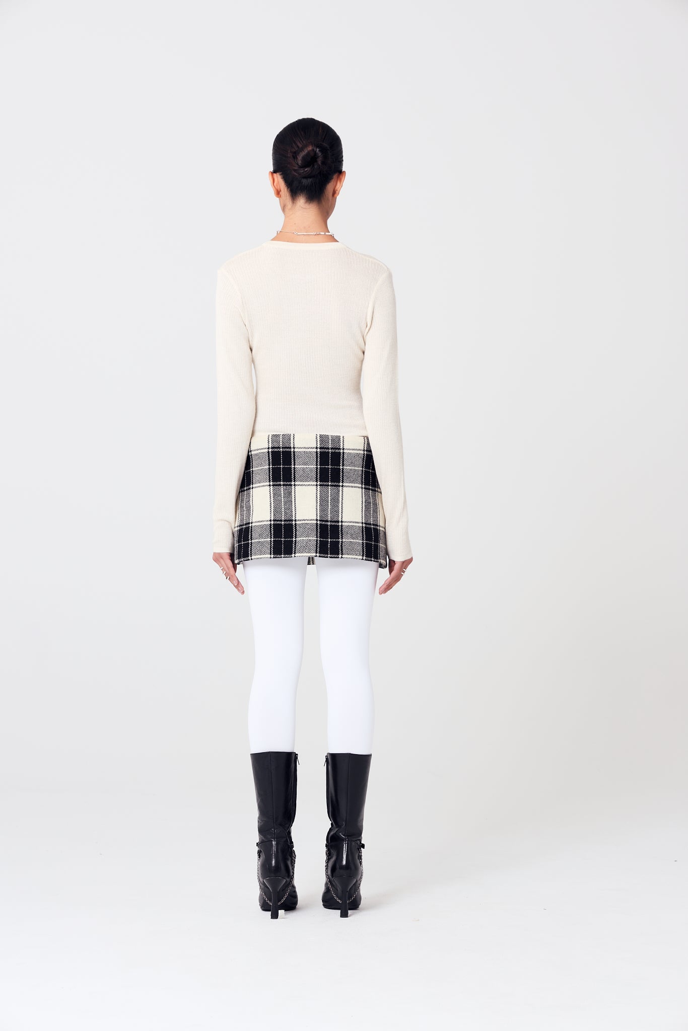 Second-Skin Ribbed Silk and Cashmere Long-Sleeve Top in Cream