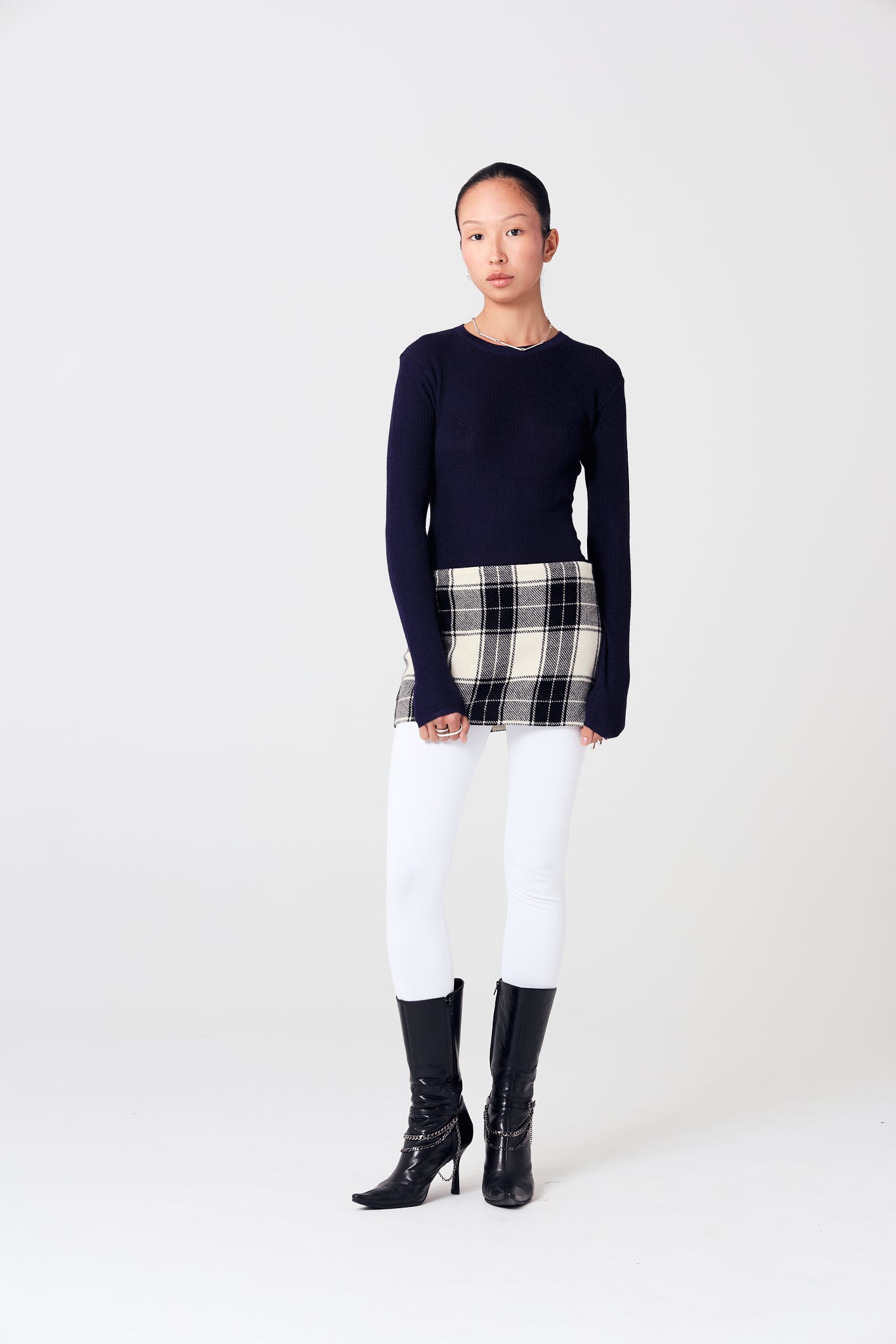 Second-Skin Ribbed Silk and Cashmere Long-Sleeve Top in Deep Navy