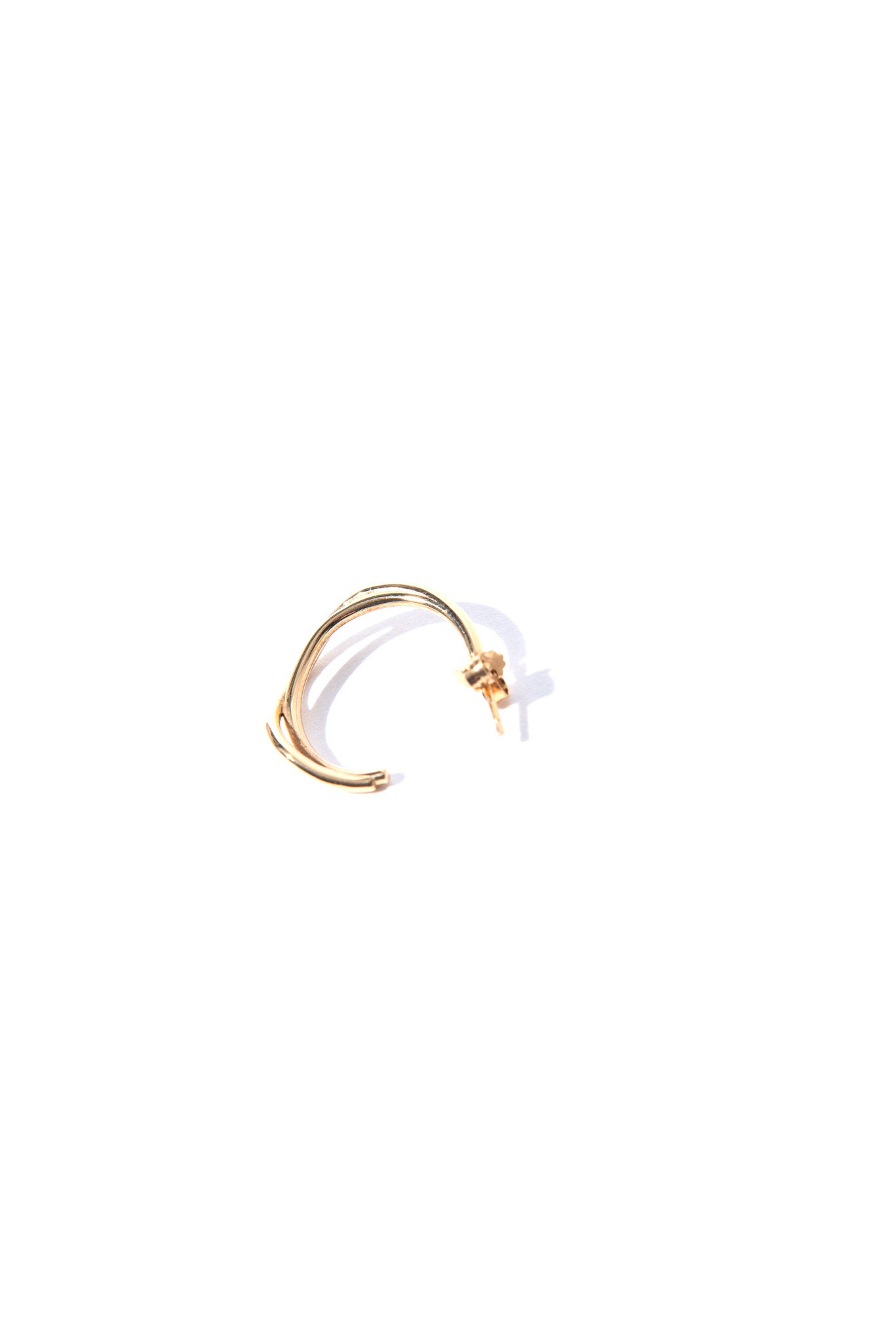 Möbius Big Earring in Gold Plated